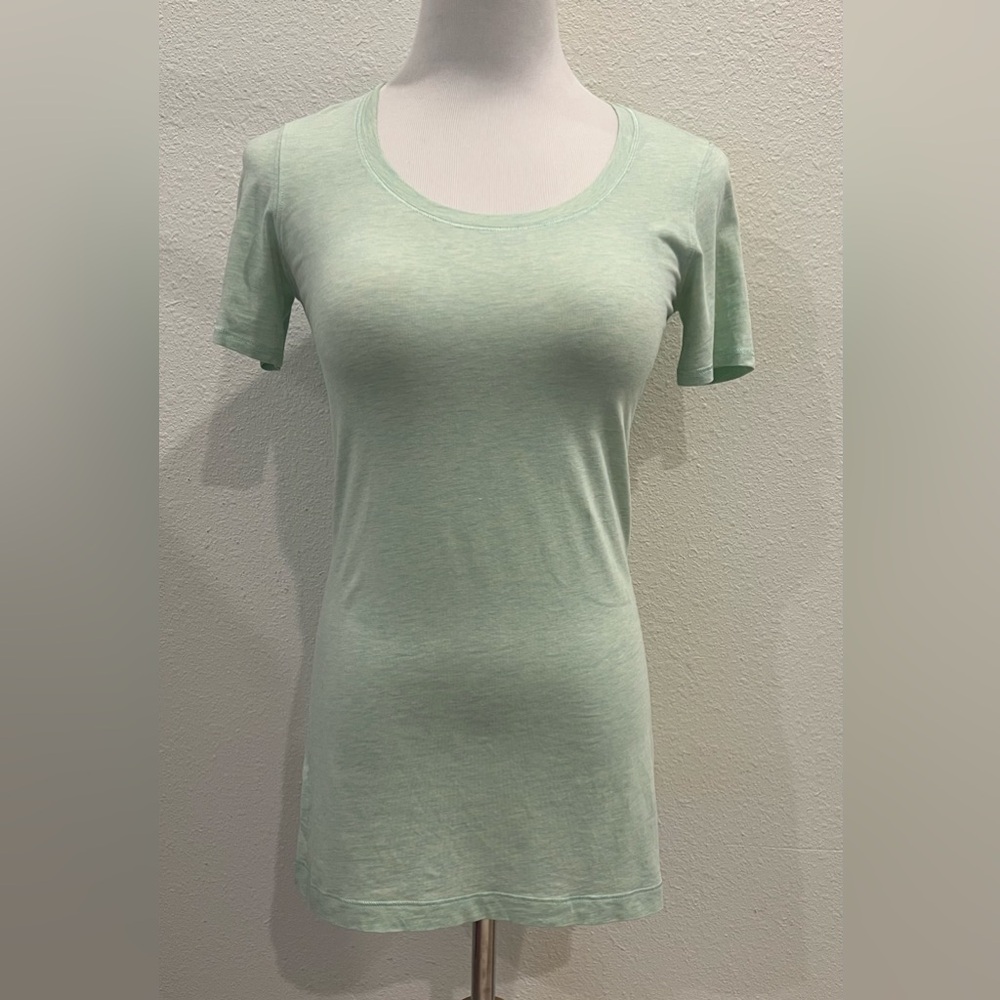 *AS IS* Lululemon Women’s Every‎ Yogi Scoop Neck Tee Sz 6 Heathered Mint Green